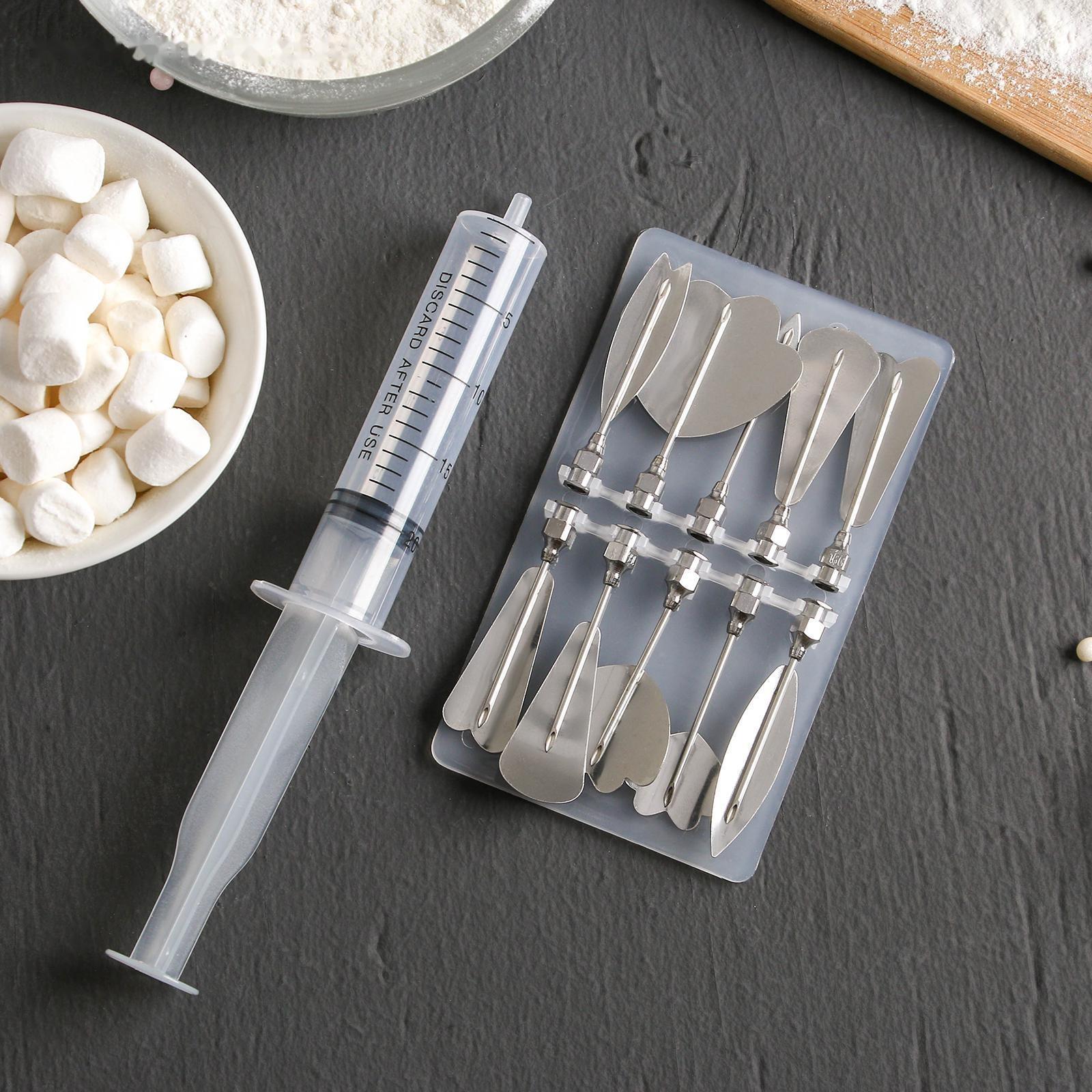 Набор форм для моделирования кондитерских украшений, шприц, 10 насадок, МИКС