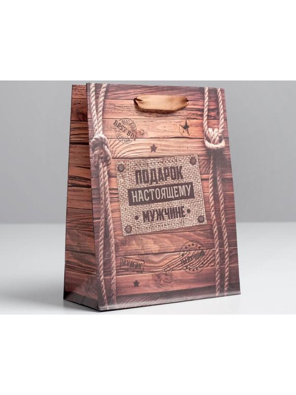 Пакет крафтовый вертикальный «Подарок настоящему мужчине», 18 × 23 × 8 см