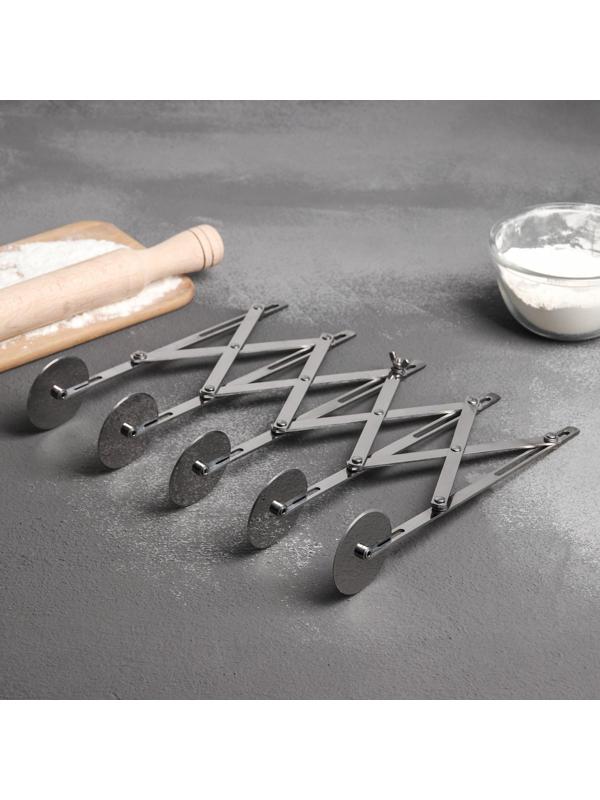 Тесторезка растяжимая, 5 дисков, 24,5×5 см