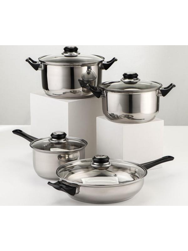 Набор посуды из нержавеющей стали «Чёрная ночь», 8 предметов: ковш 1,5 л, 2 кастрюли 2/3 л, сковорода d=24 см, крышки, стенки 0,3 мм, дно 5 мм