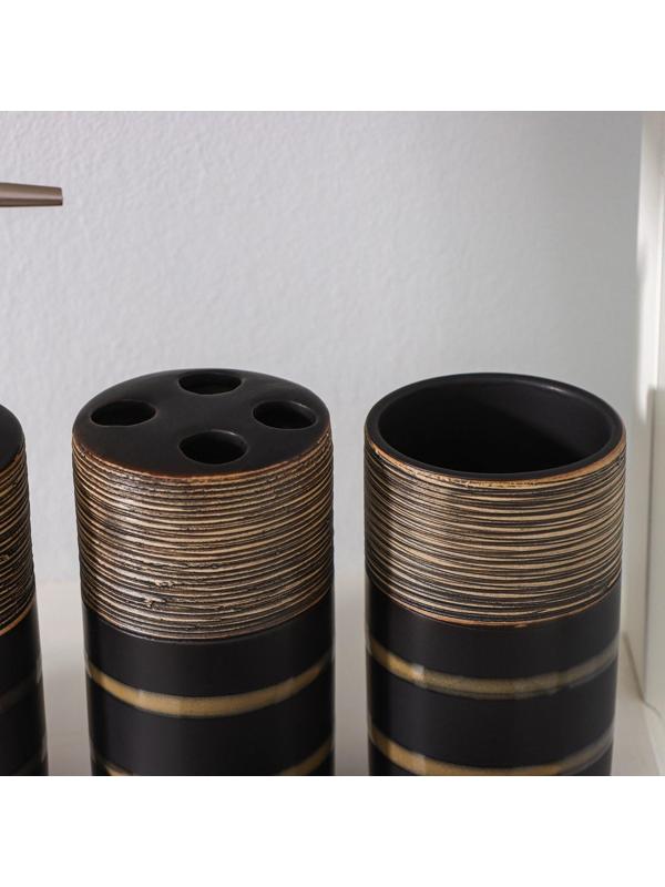 Набор аксессуаров для ванной комнаты Доляна «Классика», 4 предмета (дозатор 300 мл, мыльница, 2 стакана)