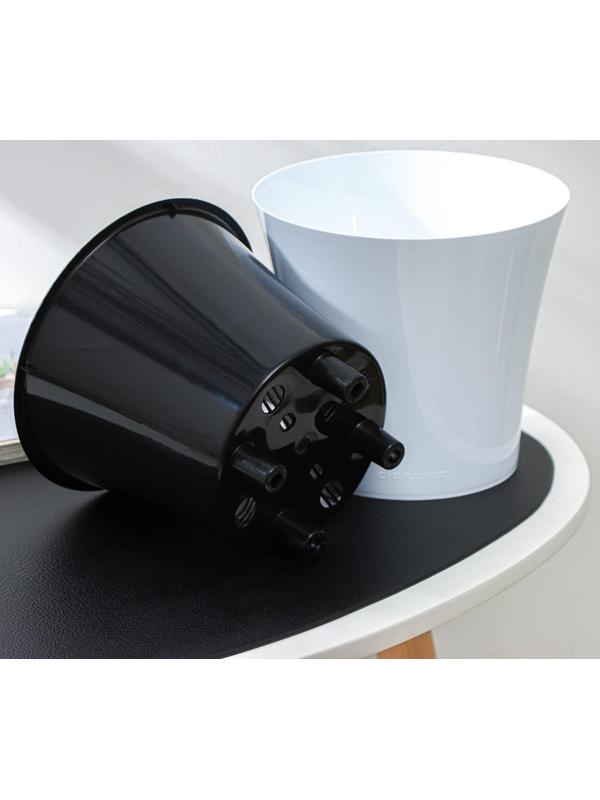 Кашпо для цветов со вставкой «Арте», 2 л, цвет бело-чёрный