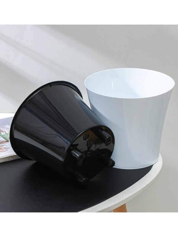 Кашпо для цветов со вставкой «Арте», 3,5 л, цвет бело-чёрный