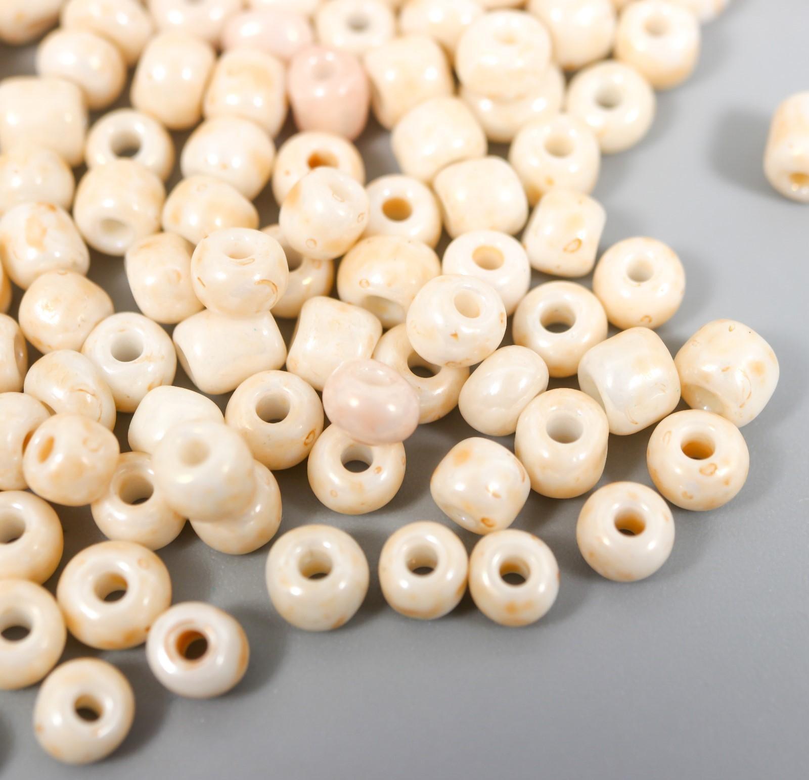 Бисер круглый 6/0 