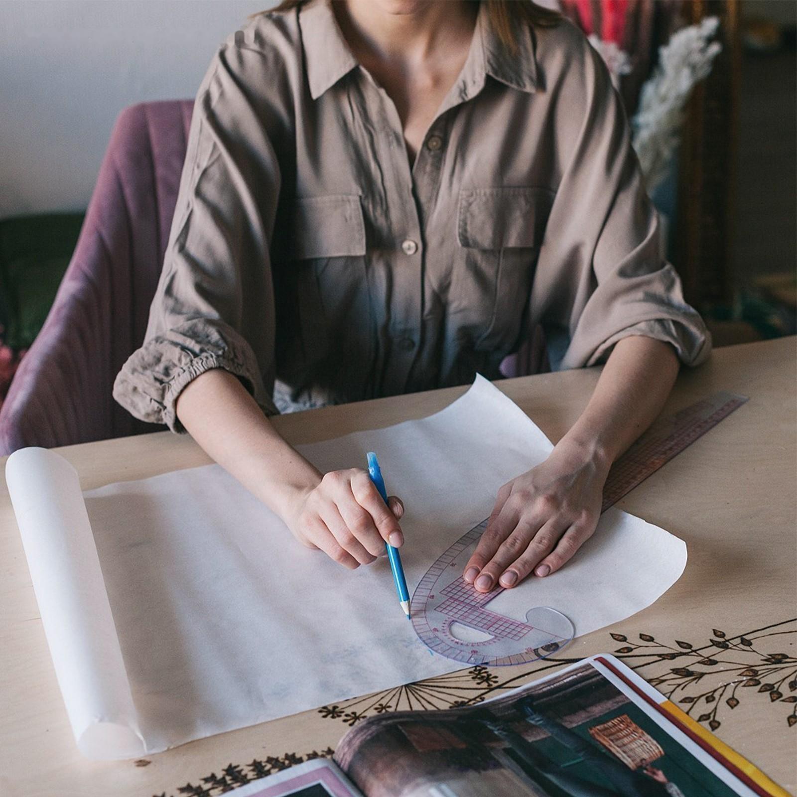 Лекало портновское метрическое «Бочок», с проймой, 47 × 12,5 см, толщина 0,5 мм, цвет прозрачный