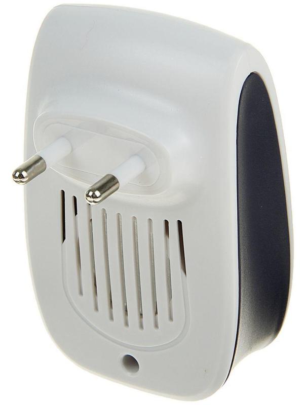 Отпугиватель насекомых и грызунов LuazON LRI-08, ультразвуковой, 70 м2, 220 В, белый