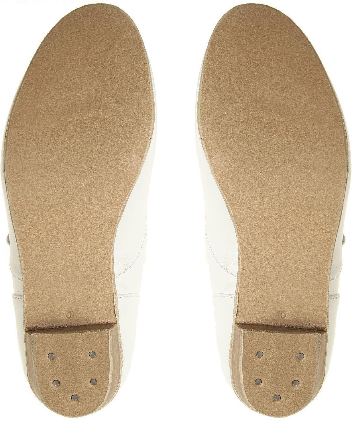 Туфли народные женские, длина по стельке 19,5 см, цвет белый