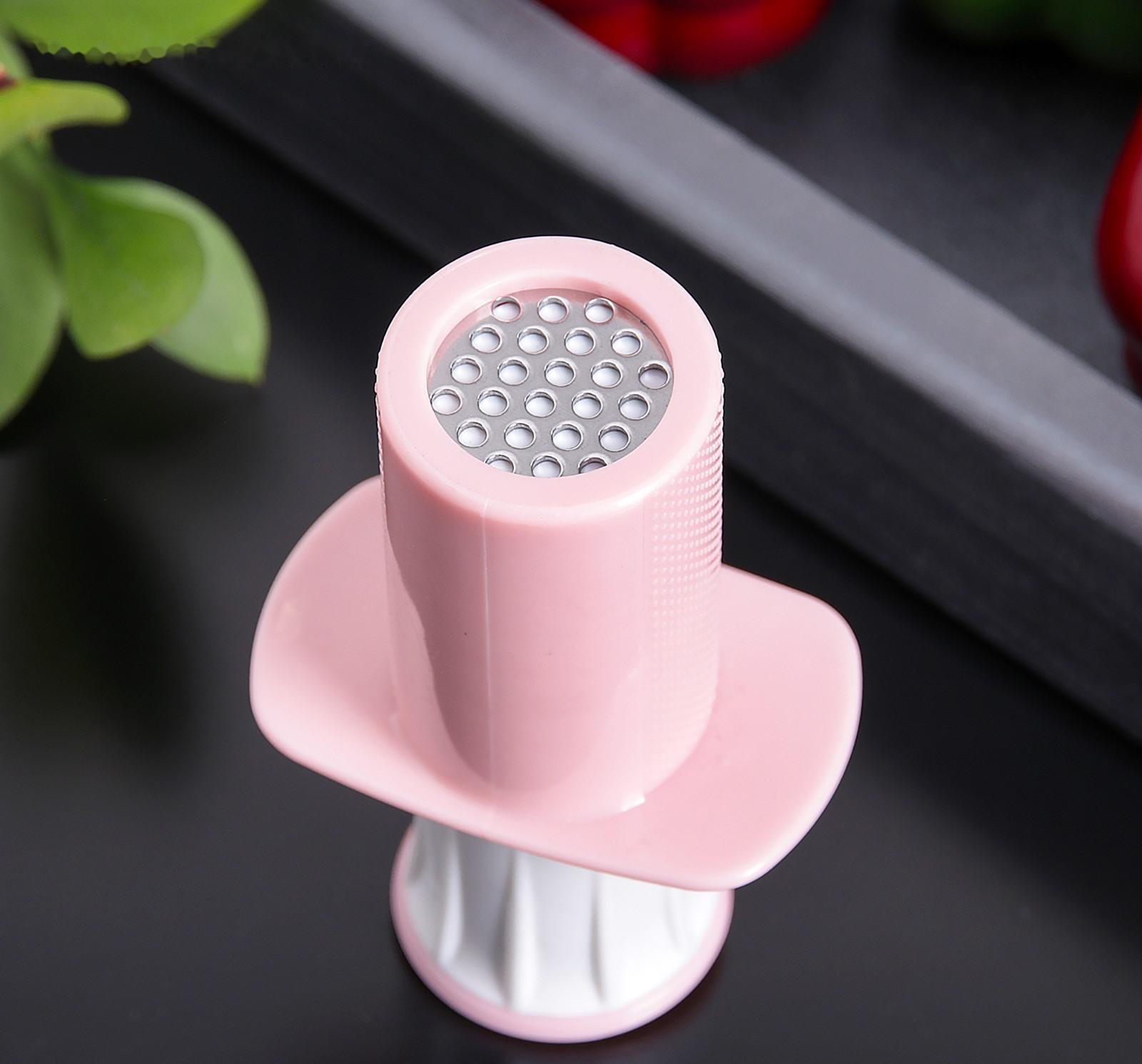 Пресс для чеснока Доляна «Конус», 11 см, цвет МИКС