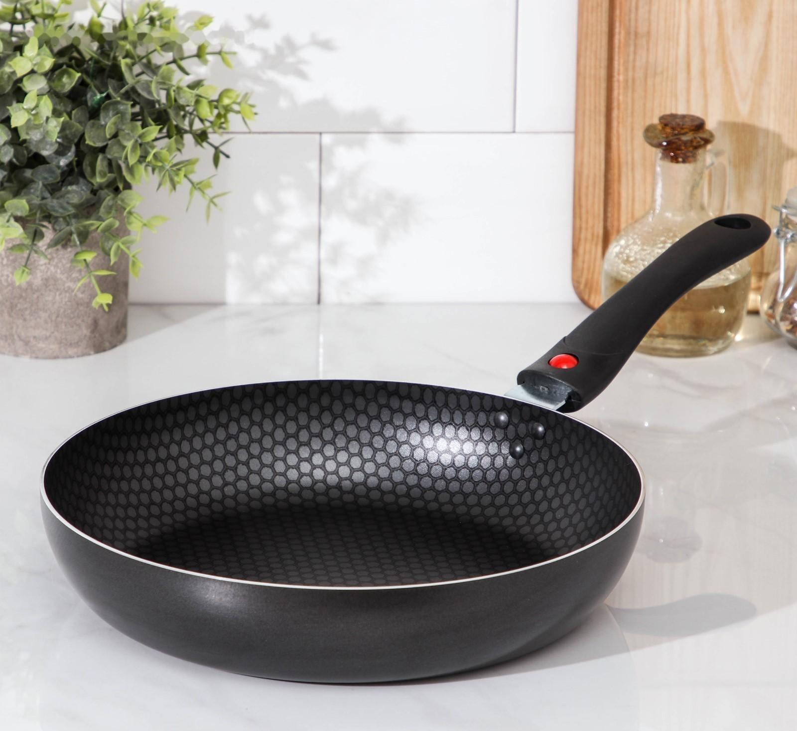 Сковорода Forever, d=26 см, съёмная ручка, антипригарное покрытие, цвет чёрный