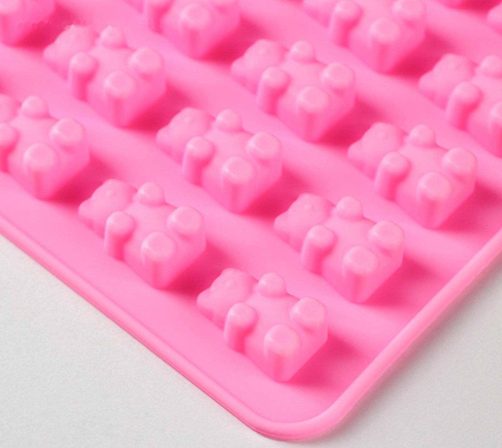 Форма для мармелада Доляна «Сладкие мишки», 18,8×13,8 см, 50 ячеек, цвет МИКС