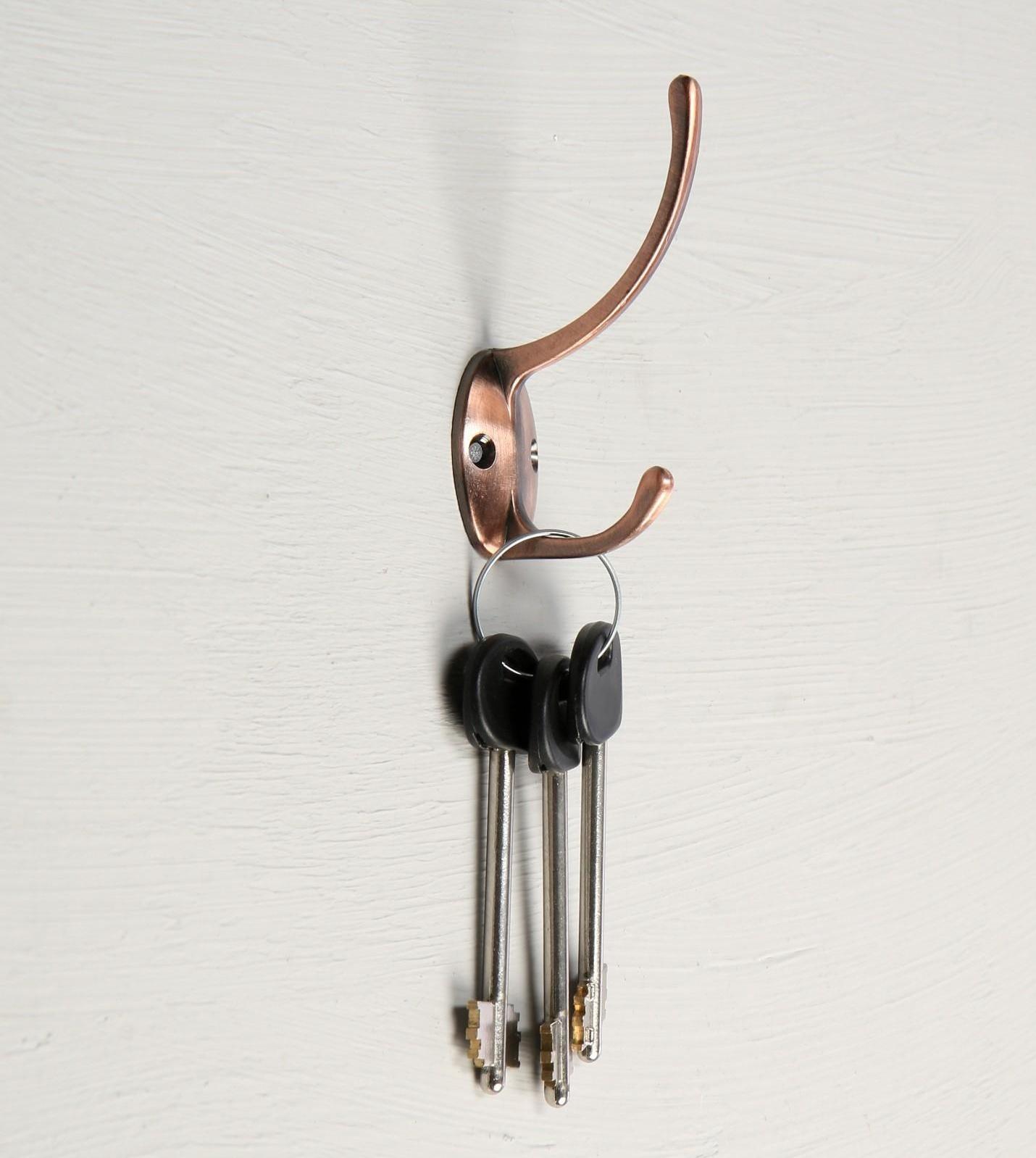 Крючок мебельный KM208AC, двухрожковый, цвет медь