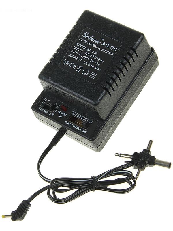 Блок питания LuazON IP-24-24-000-01, 1 А, 6 режимов 1.5-12V, переключатель полярности,0.65 м