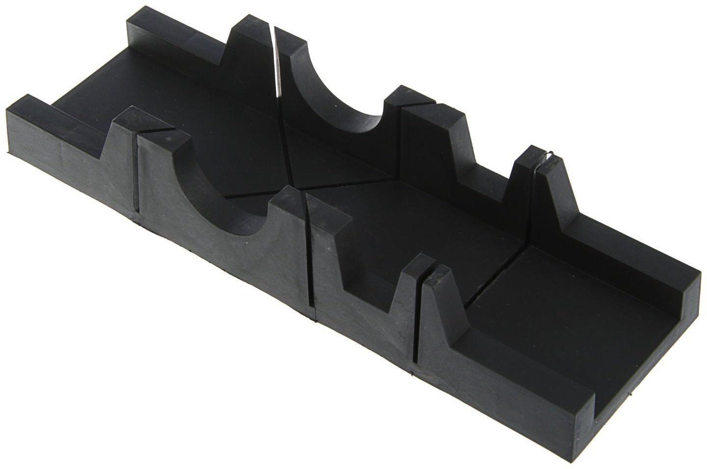 Стусло ТУНДРА, 300 х 65 мм, 3 угла для распила 45, 90 и 135°, пластиковое