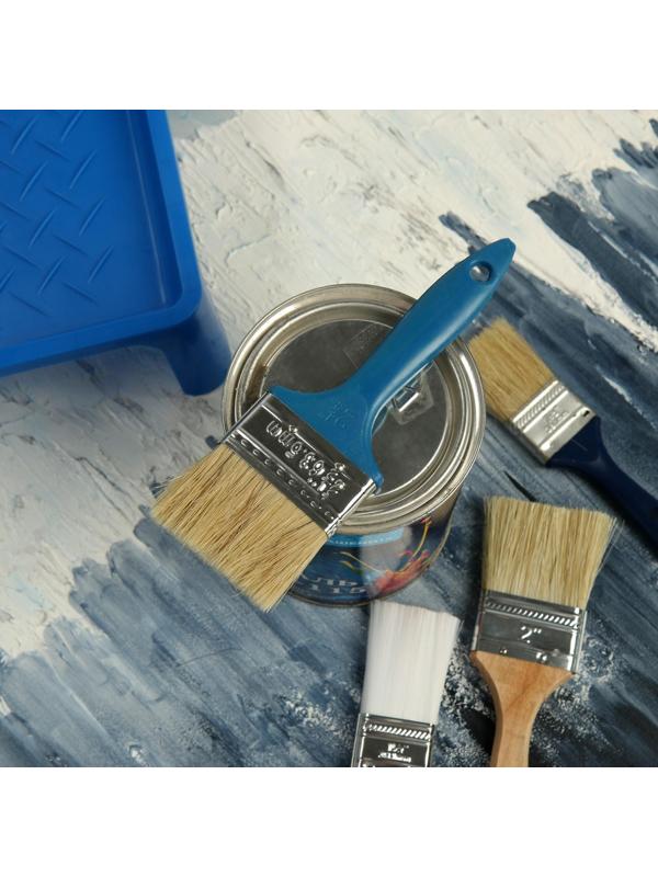 Кисть плоская ТУНДРА, смешанная щетина, пластиковая рукоятка, 2.5