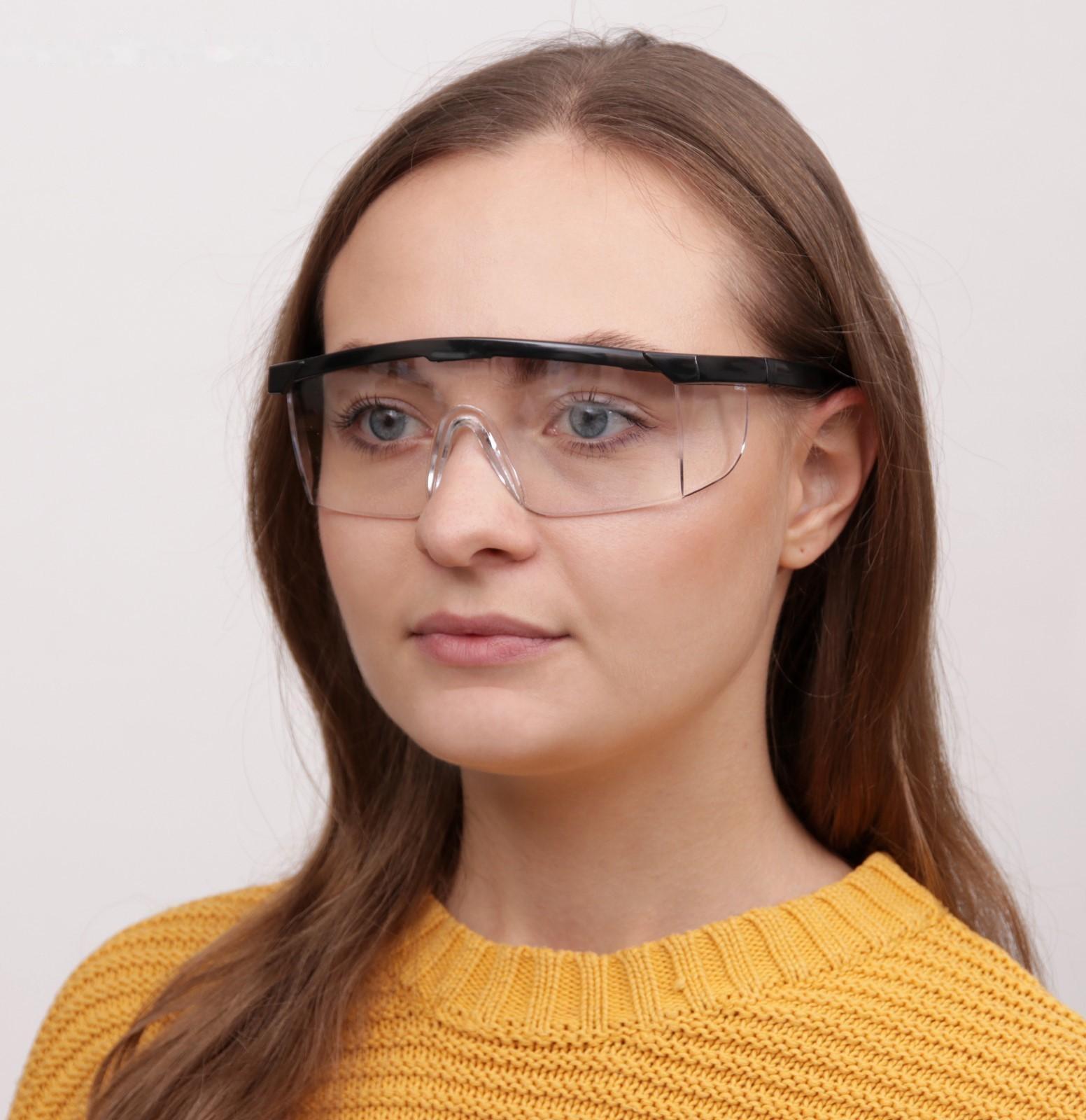 Очки защитные для мастера, регулируемые дужки, цвет чёрный