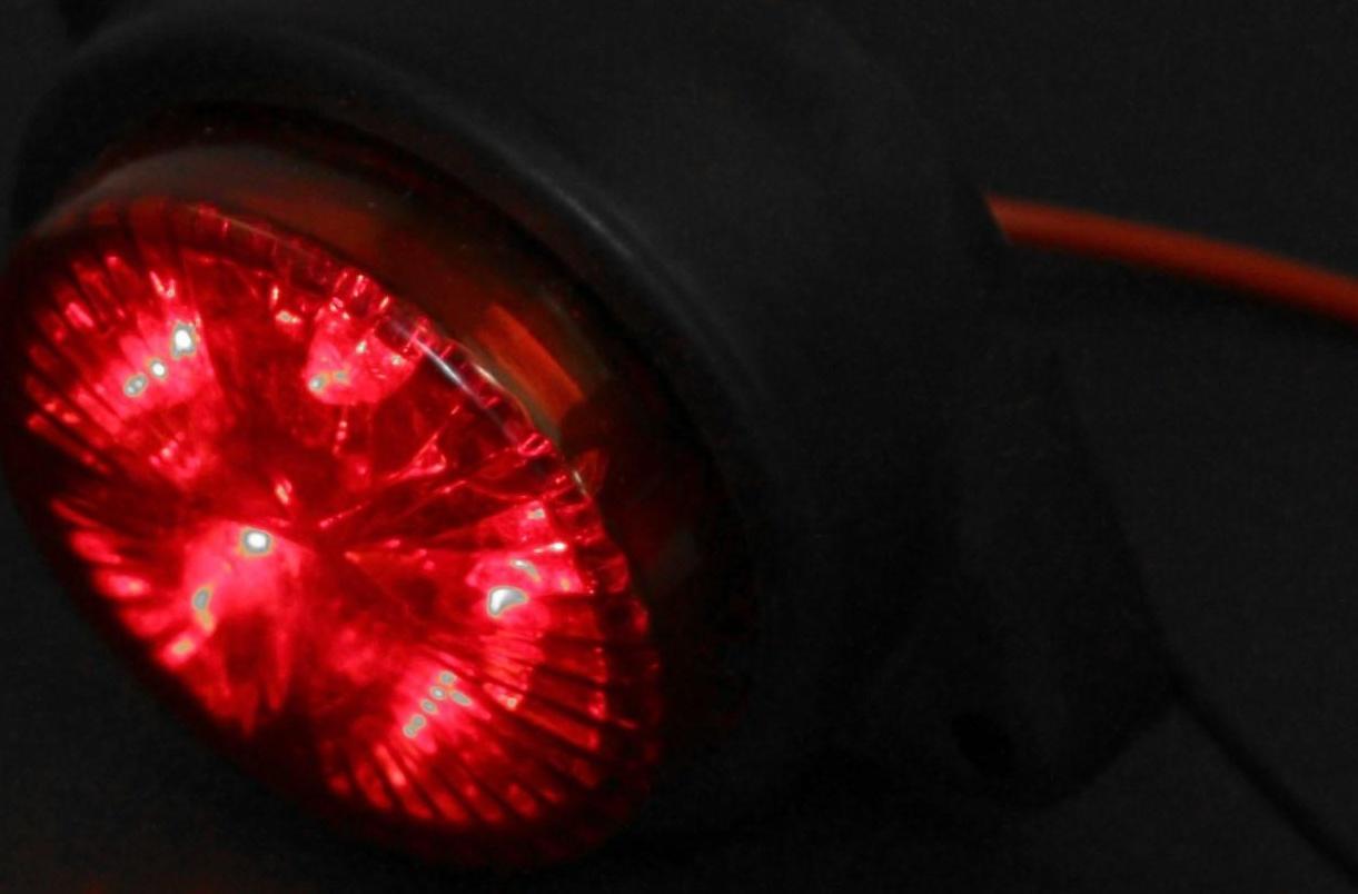 Габаритный фонарь светодиодный 12 В, красный