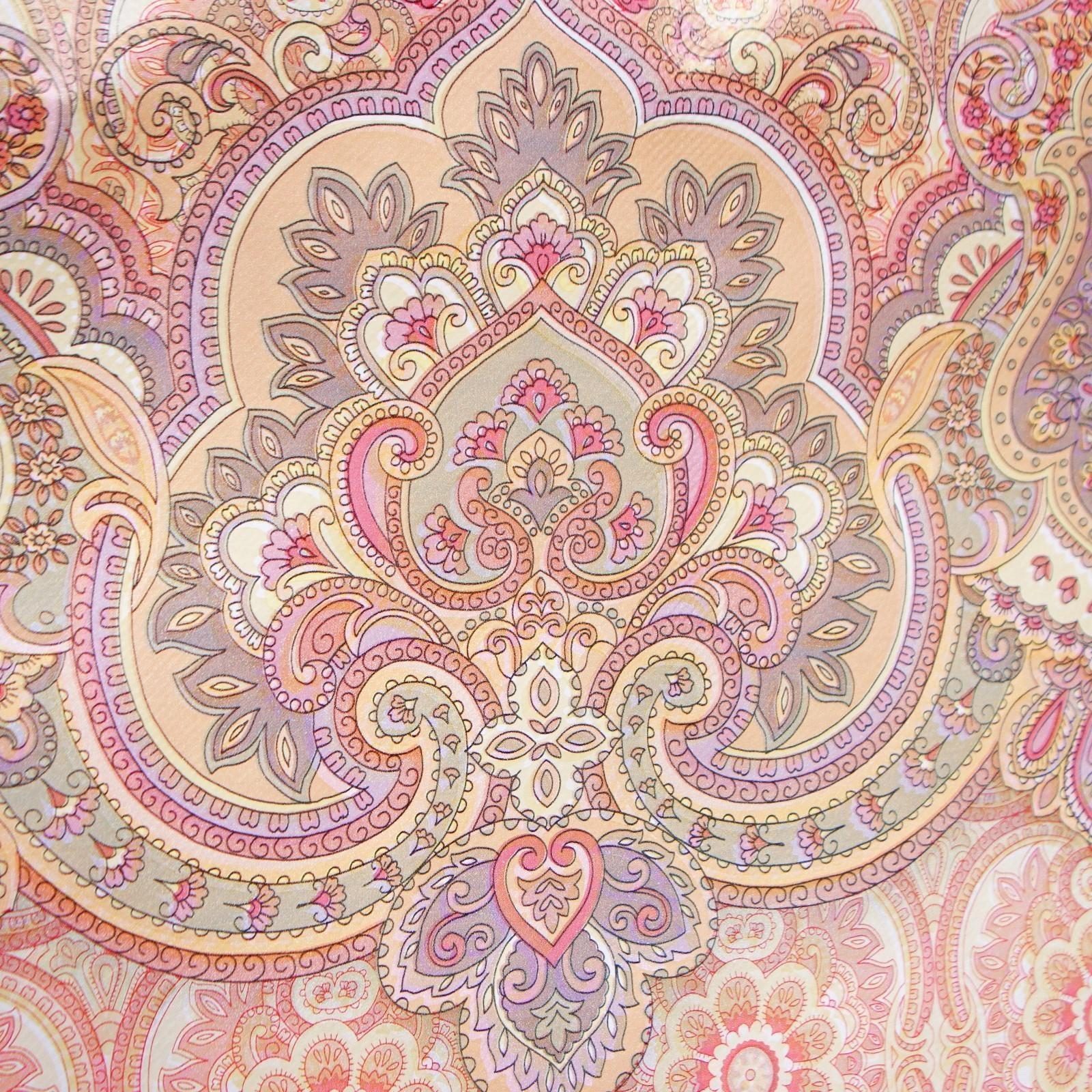 Клеёнка столовая на нетканой основе, ширина 137 см, толщина 0,08 мм, рулон 20 м