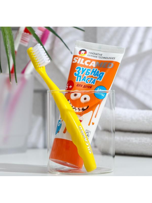 Зубная паста Silcamed со вкусом Колы, 65 г + зубная щетка 1 шт., набор