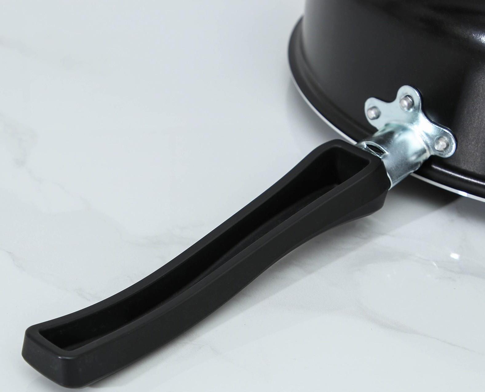 Сотейник Promo, 2,8 л, d=24 см, стеклянная крышка, пластиковая ручка, антипригарное покрытие, цвет чёрный