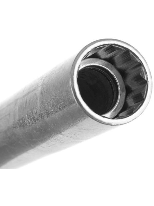 Ключ свечной 