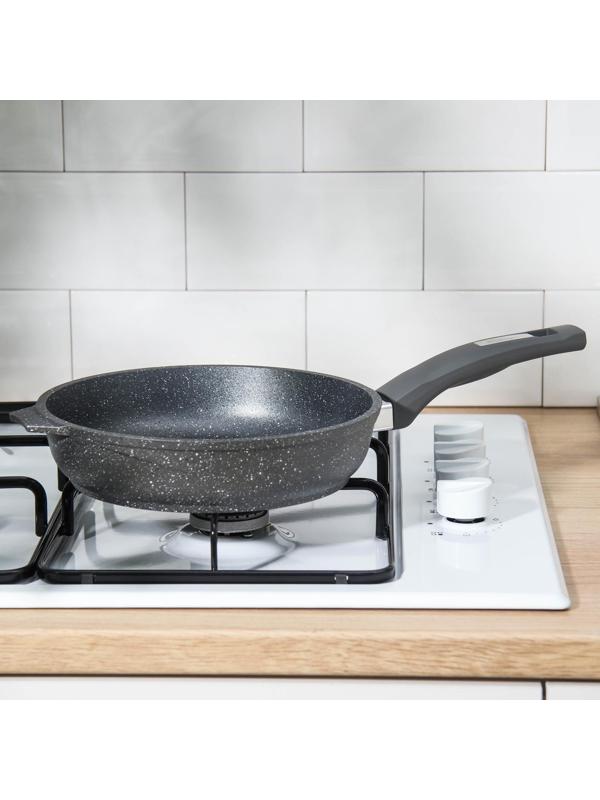 Сковорода «Гранит», d=22 см, пластиковая ручка, антипригарное покрытие, цвет серый