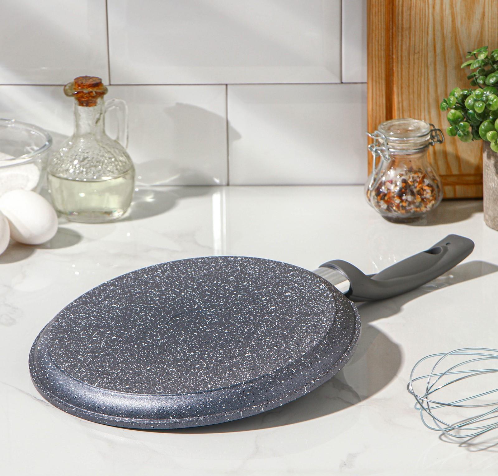 Сковорода блинная «Гранит», d=24 см, пластиковая ручка, антипригарное покрытие, цвет серый