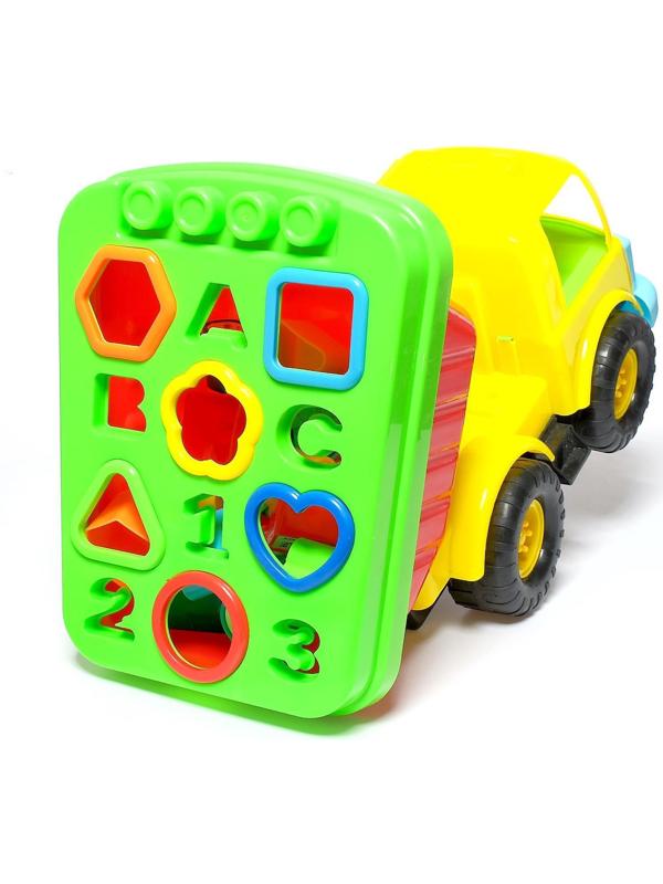 Развивающая игрушка-сортер «Машинка путешествие», 23 предмета