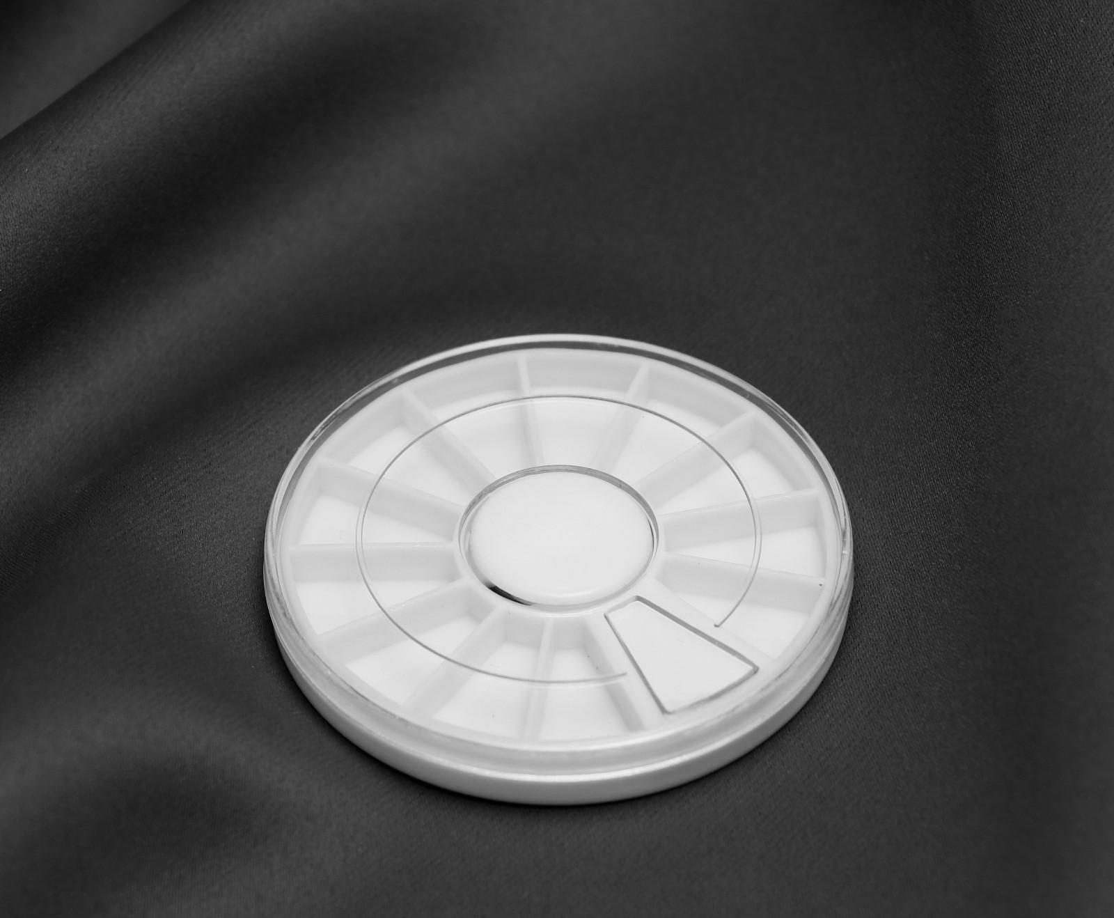 Органайзер для декора «Карусель», 12 отделений, d = 6 × 0,8 см