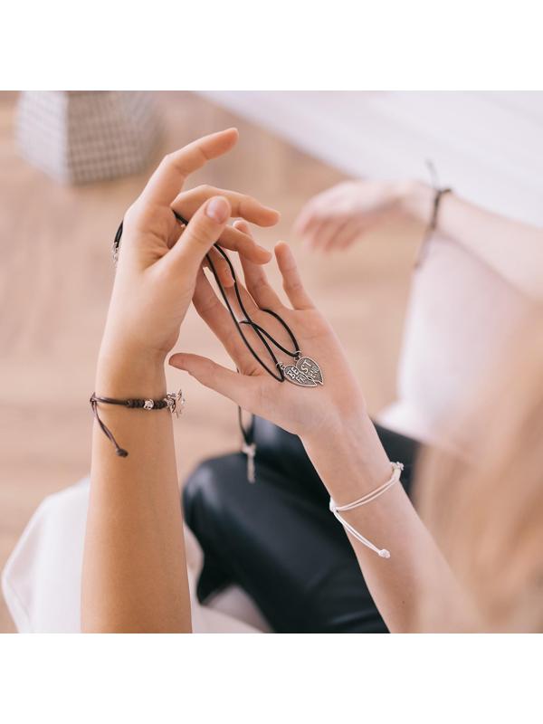 Кулоны на шнурке 