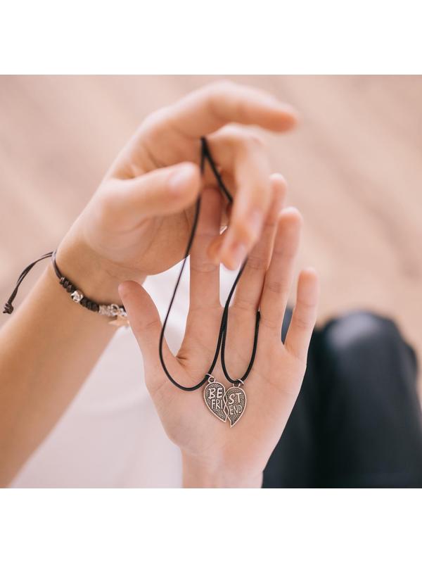 Кулоны на шнурке 