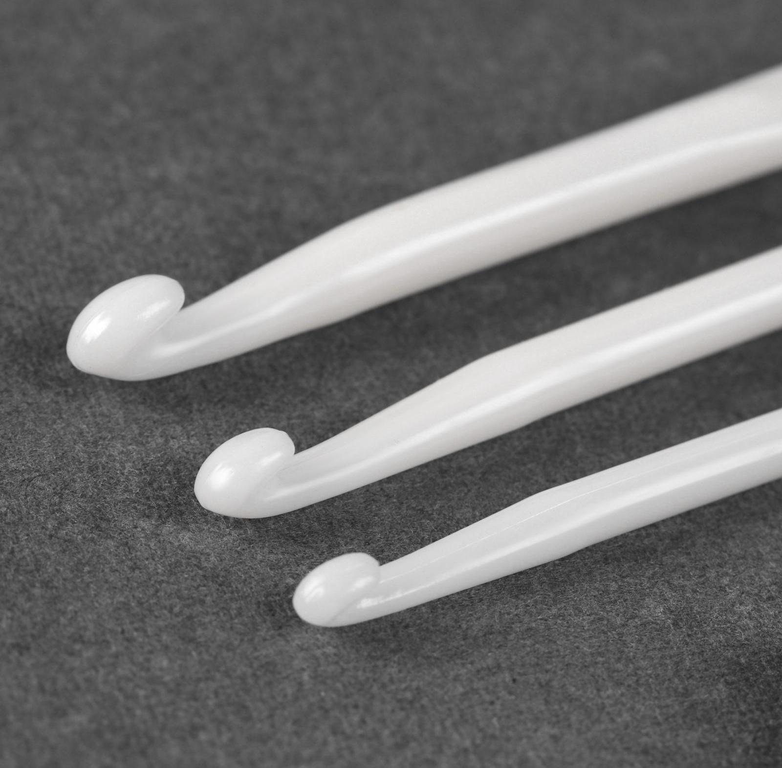 Набор крючков для вязания, d = 4/5/6 мм, 14 см, 3 шт, цвет белый