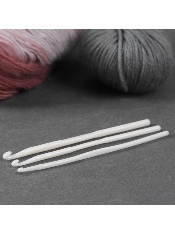 Набор крючков для вязания, d = 4/5/6 мм, 14 см, 3 шт, цвет белый