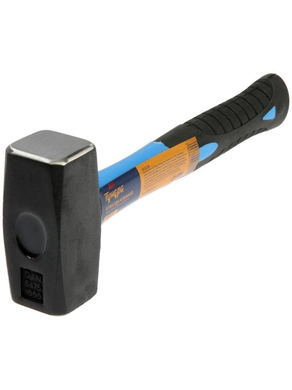 Кувалда кованая ТУНДРА, фиберглассовая трехкомпонентная рукоятка, 1 кг