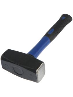 Кувалда кованая ТУНДРА, фиберглассовая трехкомпонентная рукоятка, 2 кг