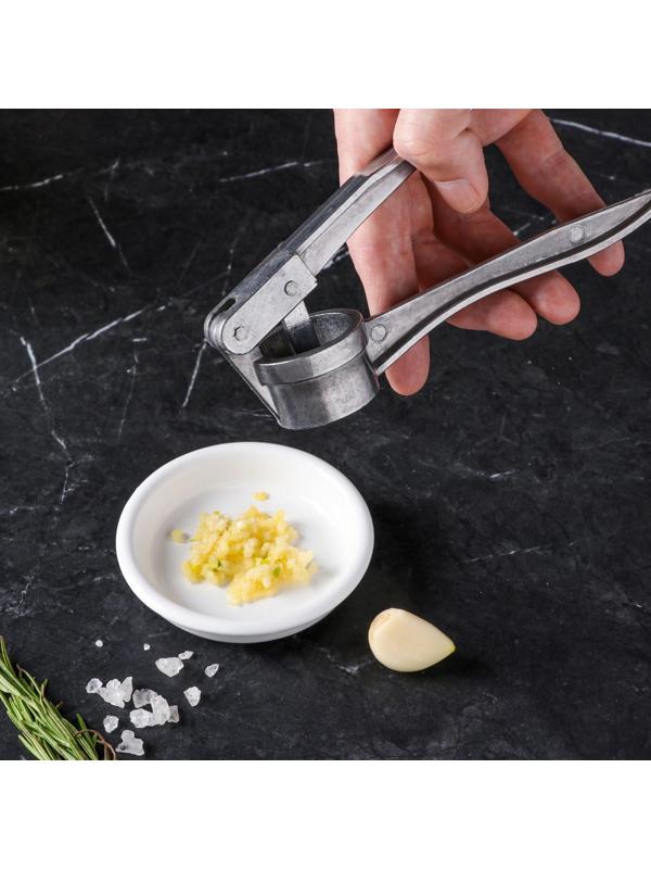 Пресс для чеснока алюминиевый, круглый, большой