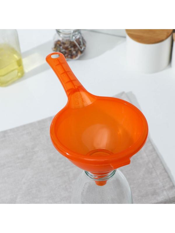 Воронка, d=11 см, длина с ручкой 22 см