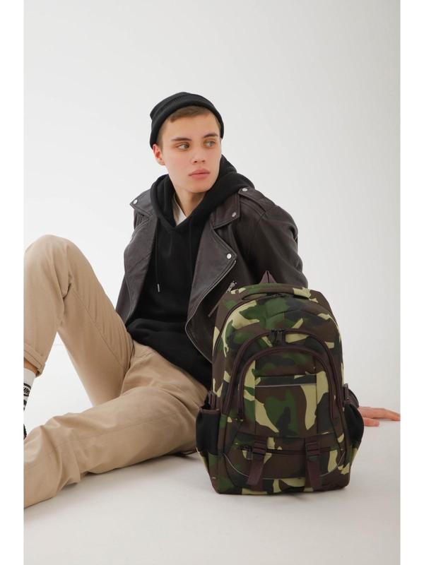 Рюкзак туристический, 22 л, отдел на молнии, 5 наружных карманов, цвет камуфляж/хаки