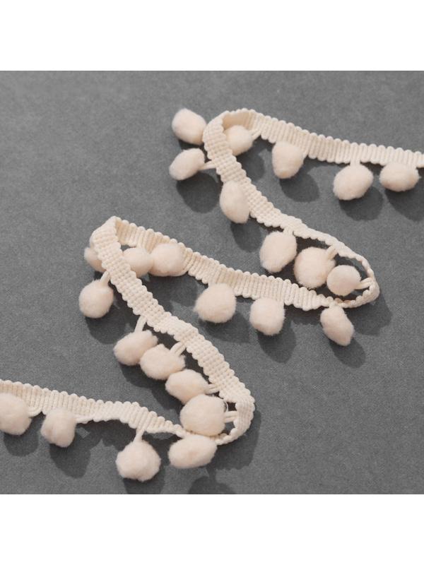 Тесьма декоративная с помпонами, 25 ± 5 мм, 8 ± 1 м, цвет бежевый