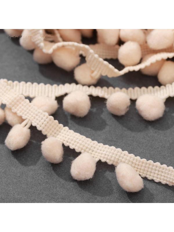 Тесьма декоративная с помпонами, 25 ± 5 мм, 8 ± 1 м, цвет бежевый