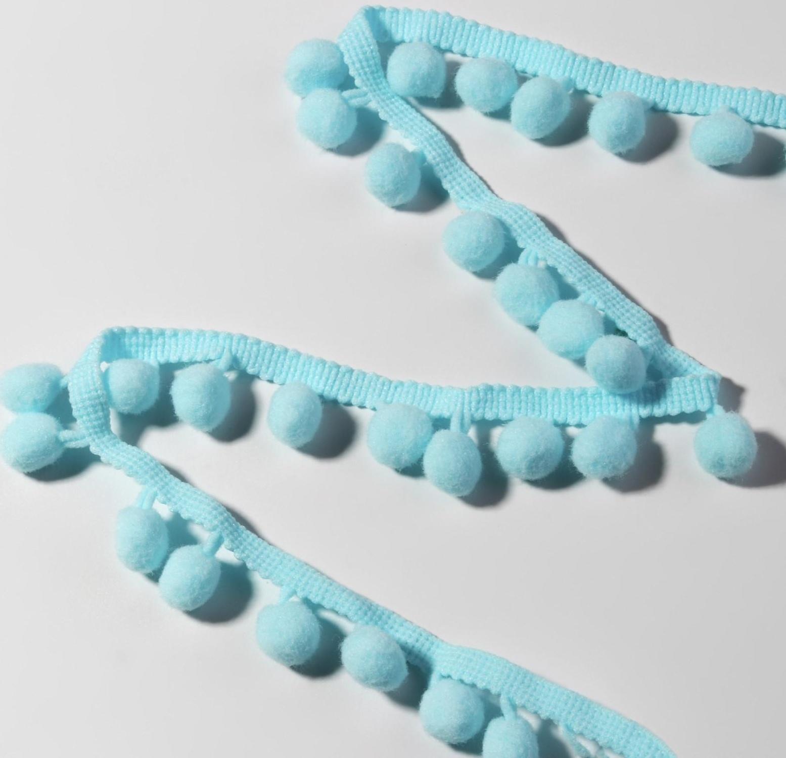 Тесьма декоративная с помпонами, 25 ± 5 мм, 10 ± 1 м, цвет голубой
