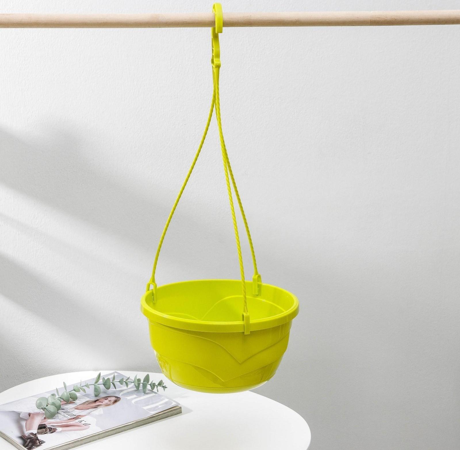 Кашпо с прикорневым поливом «Мальва», 4,7 л, цвет фисташковый, ПОДВЕС В ПОДАРОК