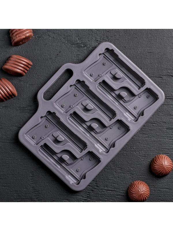 Форма для льда и кондитерских украшений Доляна «Пистолет», 18,7×13,4 см, 6 ячеек, цвет МИКС