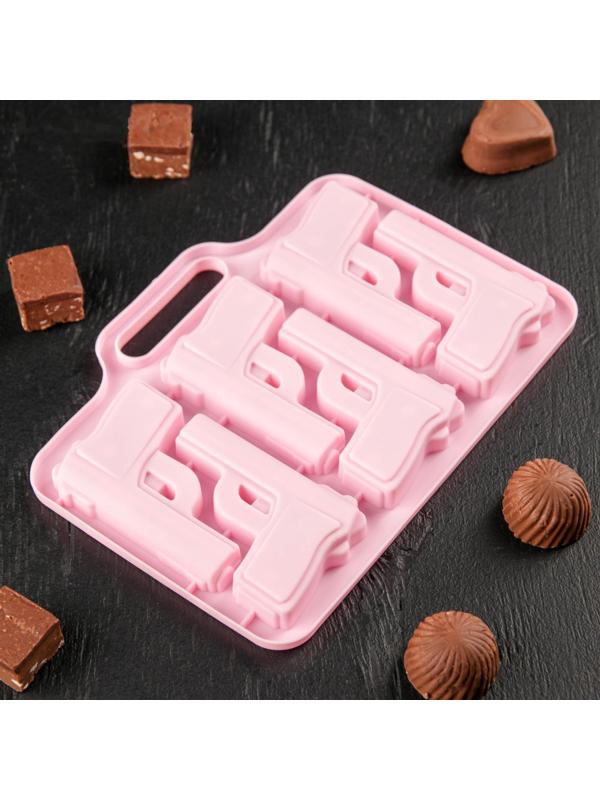 Форма для льда и кондитерских украшений Доляна «Пистолет», 18,7×13,4 см, 6 ячеек, цвет МИКС