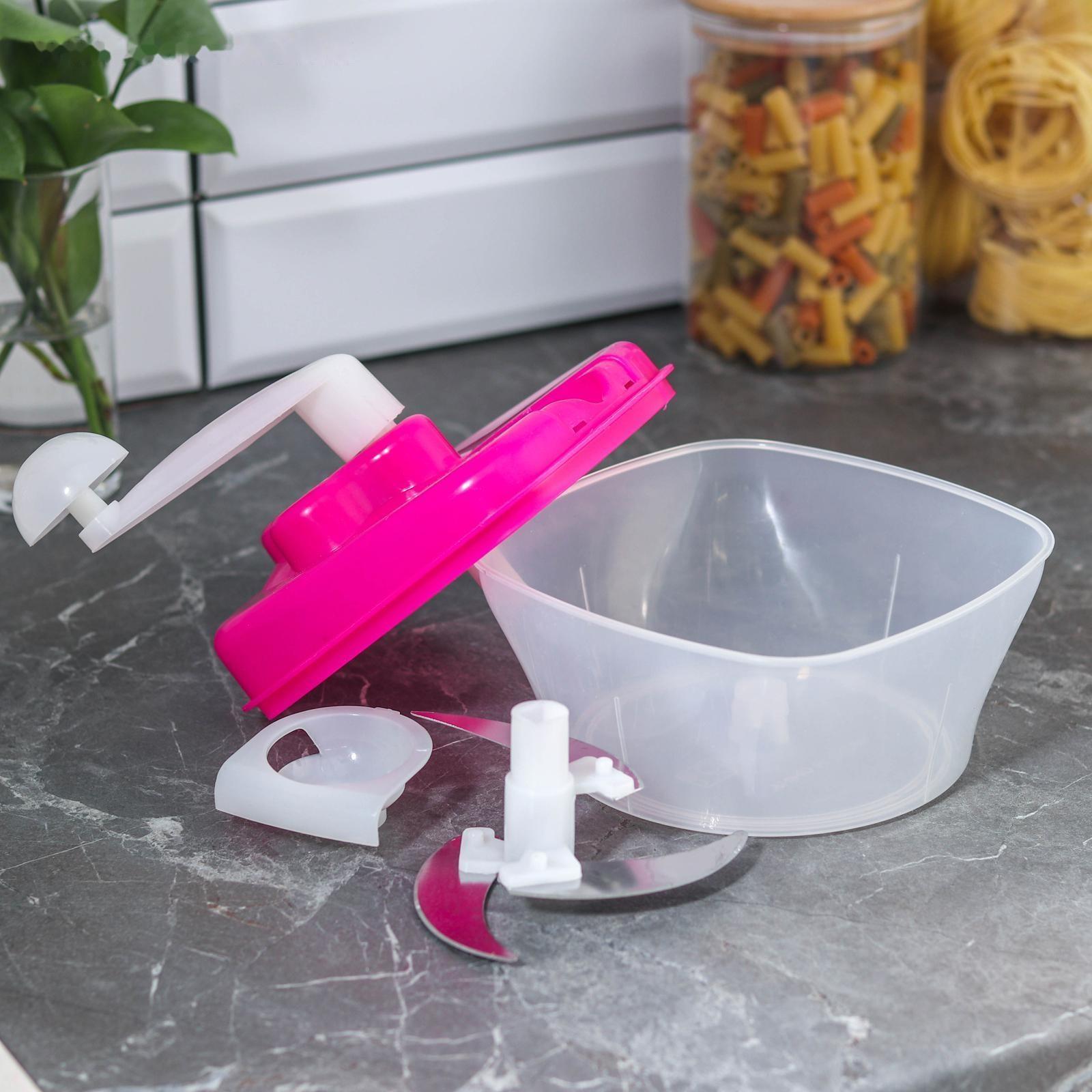 Овощерезка «Помощник», 3 ножа, 3 скорости вращения, разделитель для яиц, цвет МИКС