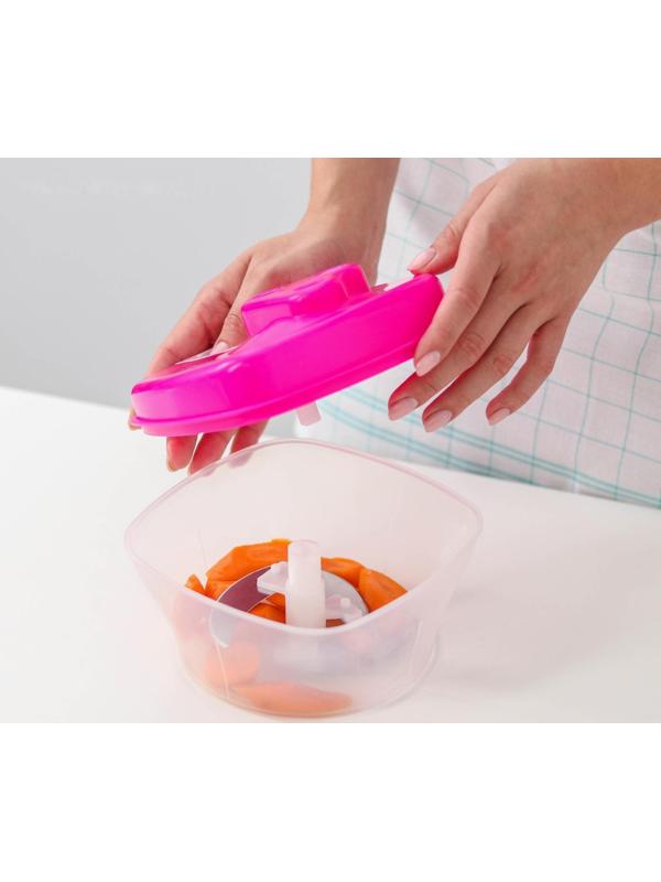 Овощерезка «Помощник», 3 ножа, 3 скорости вращения, разделитель для яиц, цвет МИКС