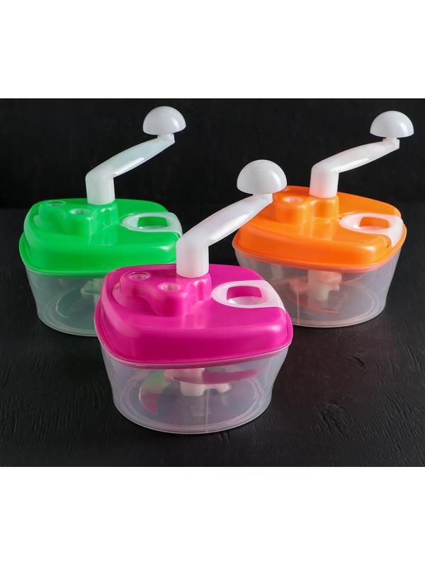 Овощерезка «Помощник», 3 ножа, 3 скорости вращения, разделитель для яиц, цвет МИКС