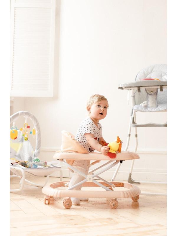 Ходунки «Верный друг», 7 колес, муз. игрушки, бежевый
