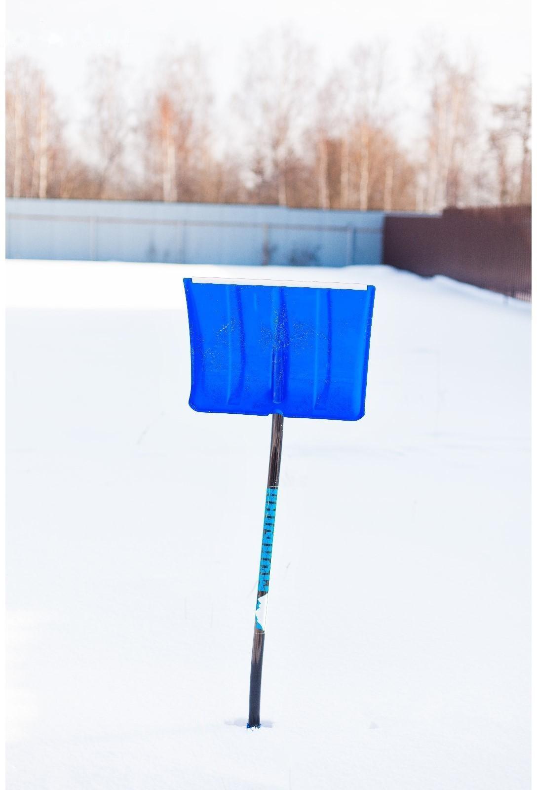 Лопата пластиковая, ковш 500 × 375 мм, с алюминиевой планкой, алюминиевый эргономичный черенок, «Монблан»