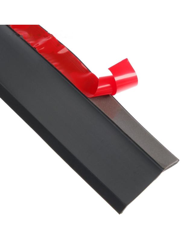 Защитная лента юбки бампера TORSO, длина 2.5 м, высота 5 см, черный