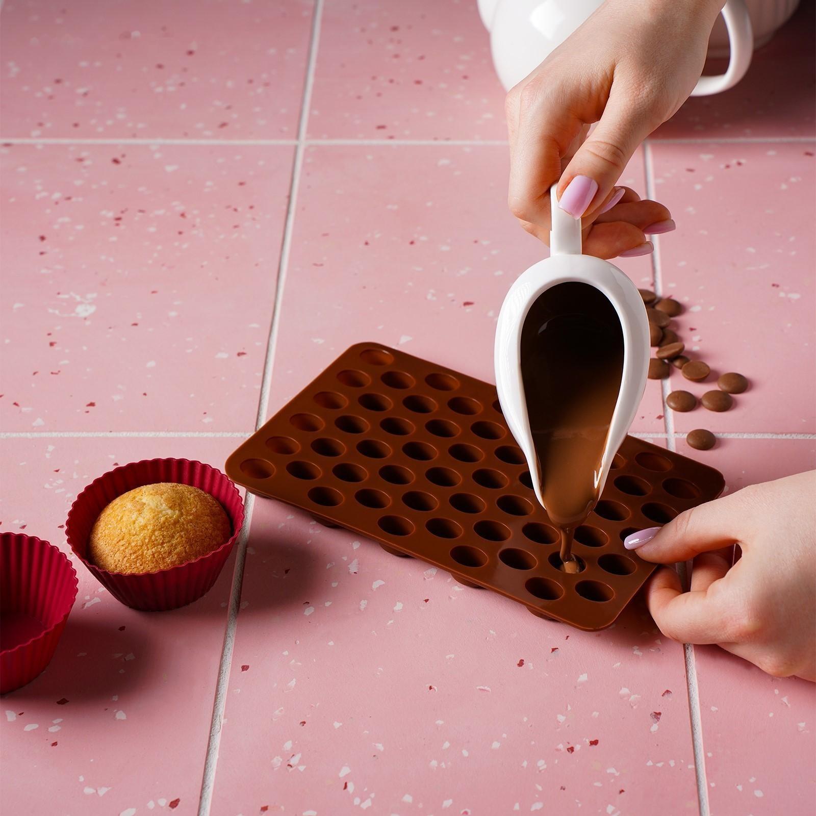 Форма для шоколада Доляна «Кофейные бобы», 18,5×11 см, 55 ячеек